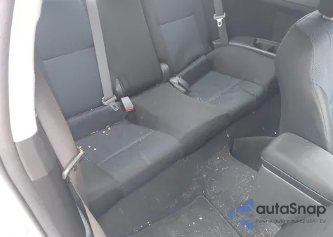 2006 Scion Tc z USA, uszkodzony, nr VIN JTKDE177X60064897